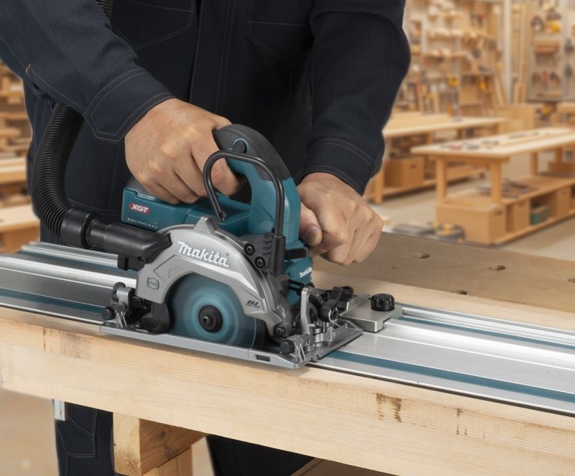 Aku okružní pila pro podřezávání 125 mm Li-ion XGT 40V  bez aku   Z