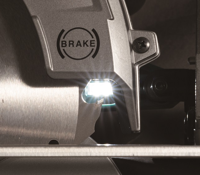 Makita HS010GT201 aku okružní pila 235 mm Li-ion XGT 40V/5,0 Ah
