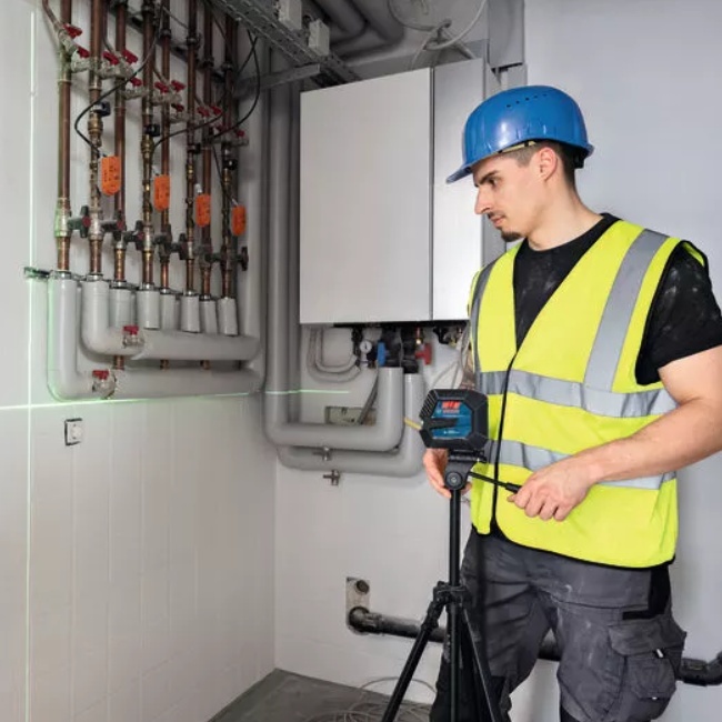 Bosch GLL 20-22 G křížový laser zelený + stativ BT150 0601065601