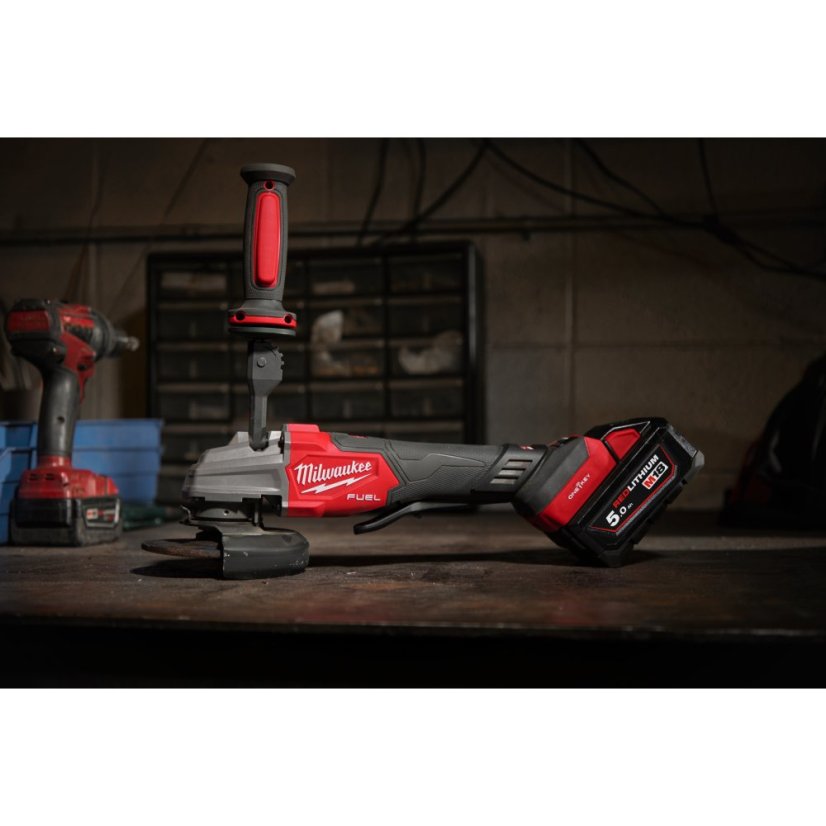 Milwaukee M18 FUEL™ FSAGSVO125X-502X bezpečnostní bruska 125 mm s variabilními otáčkami a funkcí ONE-KEY™ 4933493553