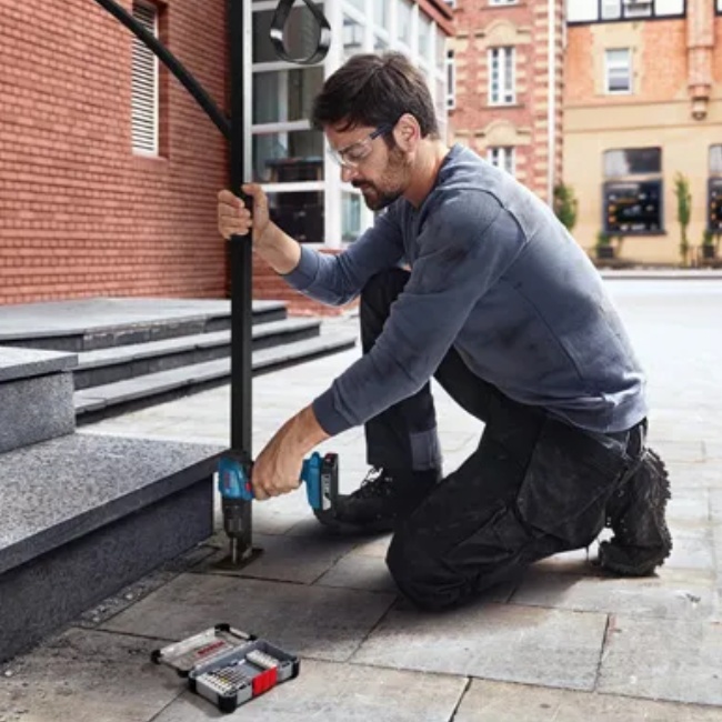 Bosch GSB 185-LI aku příklepový vrtací šroubovák 18V bez aku 06019K3104