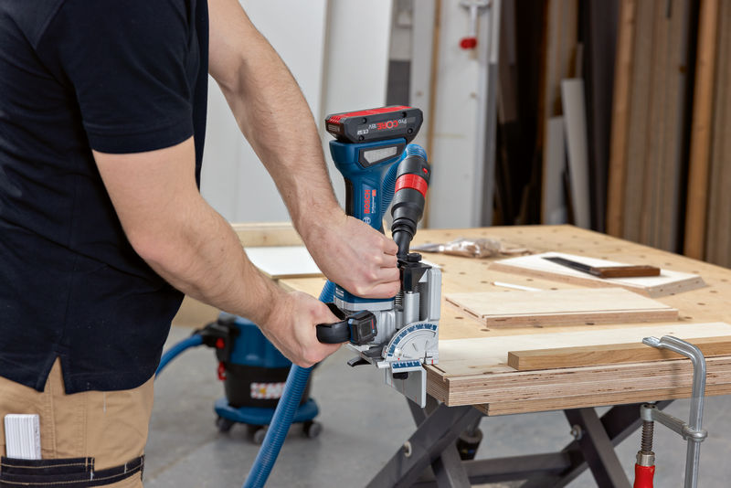 Bosch GFF 18V-22 aku frézka na drážky plochých čepů 18 V bez aku 0601620101
