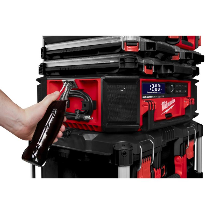 Milwaukee M18™ PRCDAB+-0 PACKOUT™ rádio nabíječka 4933472112