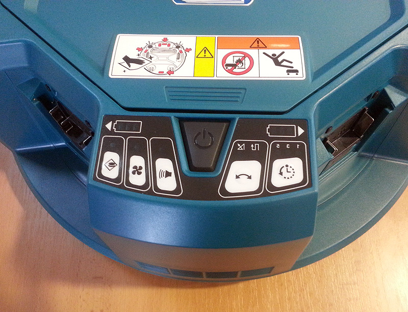 Makita DRC200Z aku robotický vysavač 2x 18V Li-ion bez aku