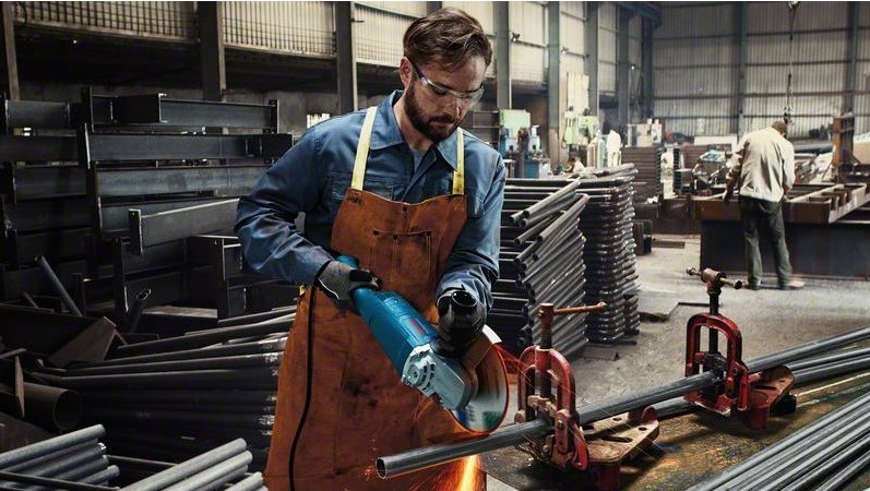 Bosch GWS 2200 úhlová bruska 06018C1320