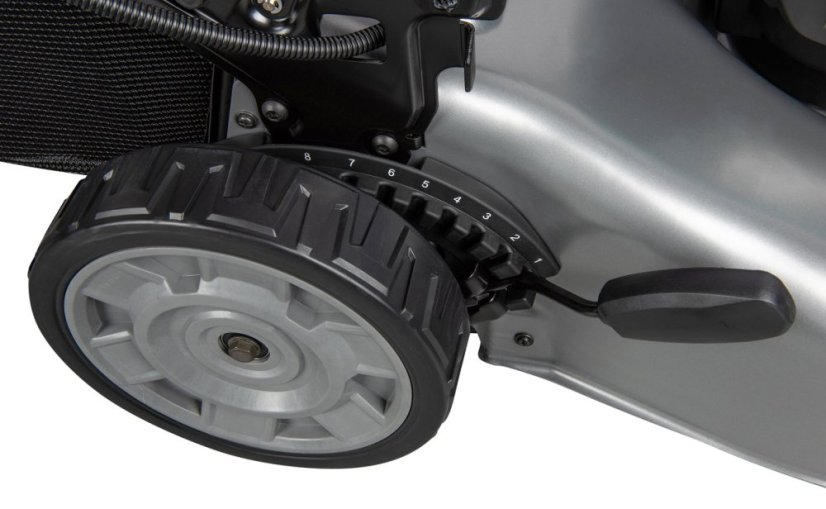 Makita DLM540Z aku sekačka s pojezdem 534mm Li-ion LXT 2x18V bez aku Z