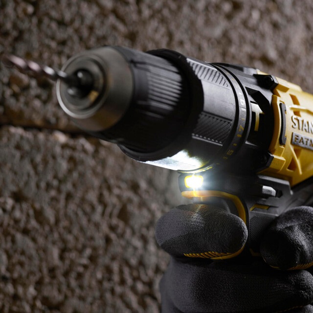 Stanley SFMCD711C2K příklepová aku vrtačka, 2x1,5Ah Li-Ion V20