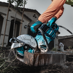 Makita CE003GZ02 aku rozbrušovací pila 230mm Li-ion XGT 40V, bez aku Z