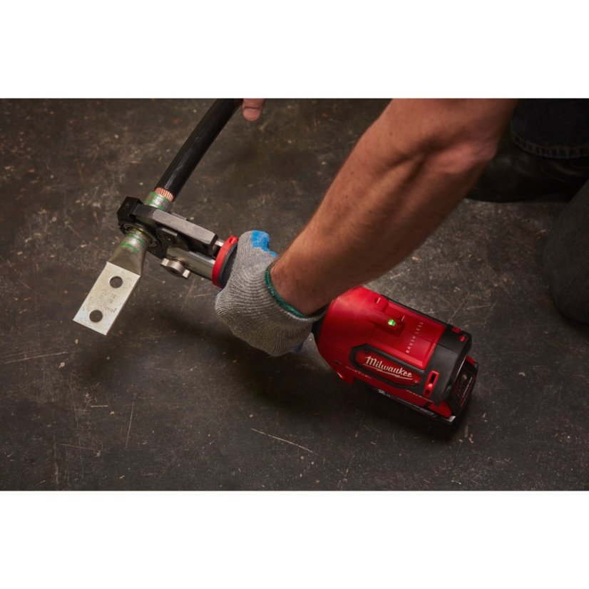 Milwaukee M18 HCCT-201C FORCE LOGIC Hydraulické krimpovací kleště na kabely 53 kN  1x 2Ah 4933451194