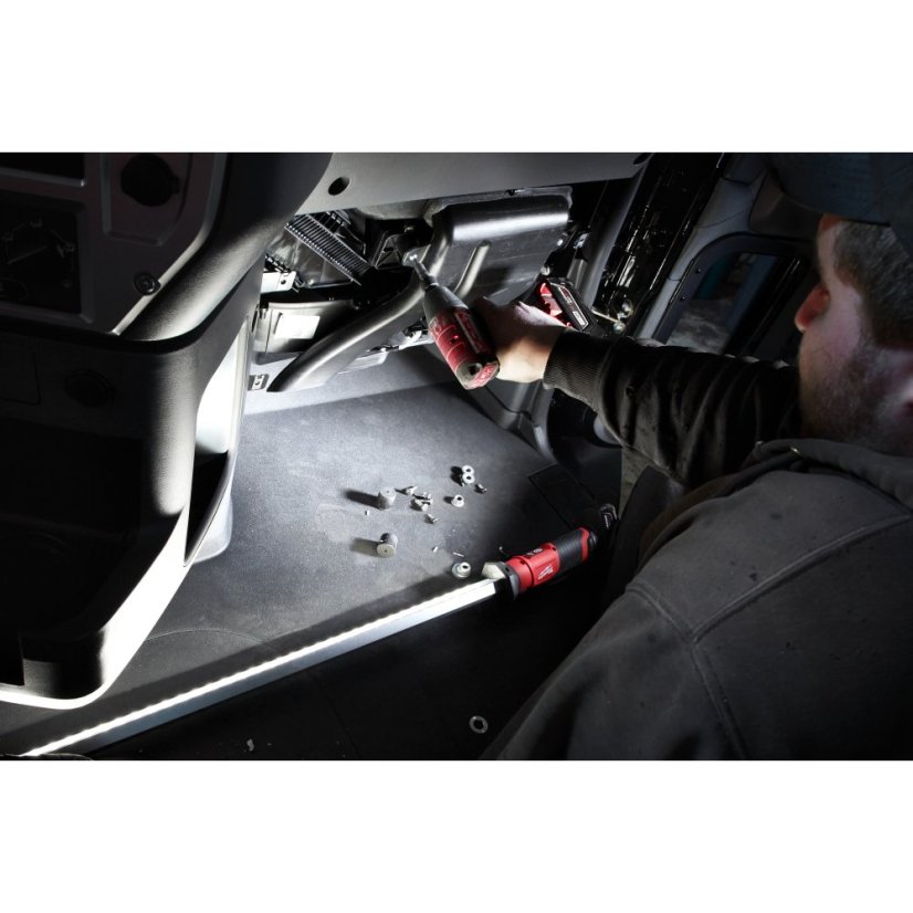 Milwaukee M12 UHL-0 světlo pod kapotu 1350 lm 4933459432