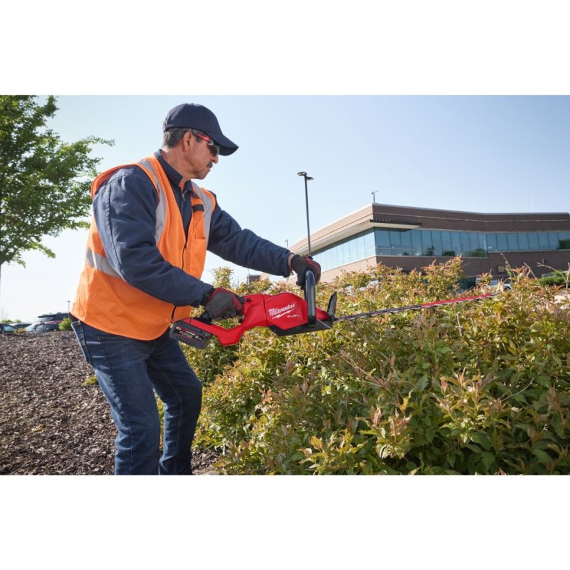 Milwaukee M18 FHET60G2-0 aku plotostřih s lištou 60 cm bez aku 4933498384