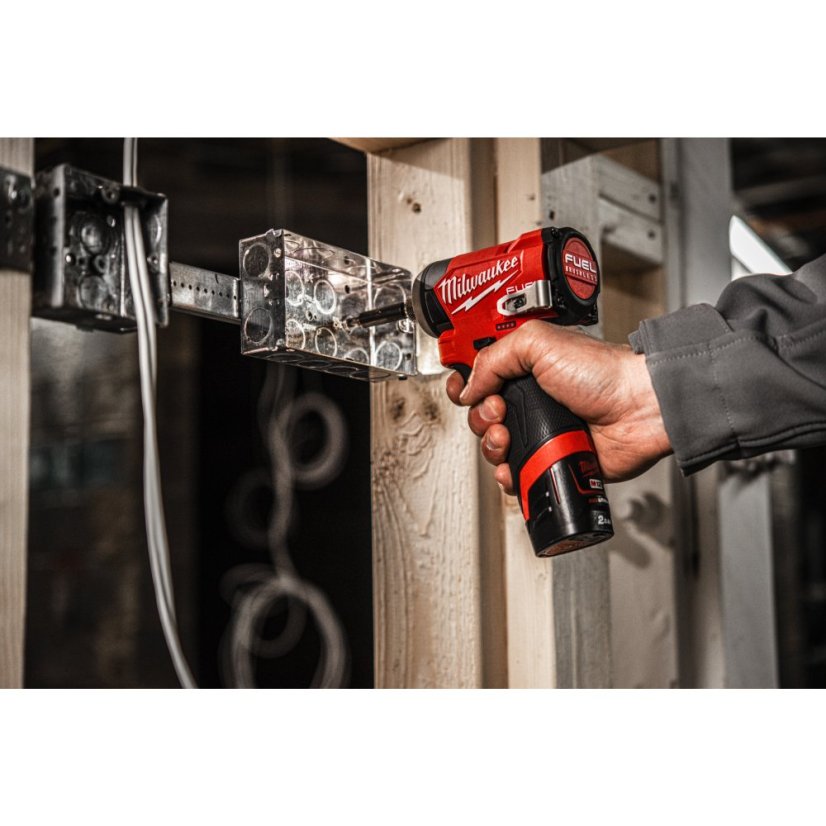 Milwaukee M12 FID2-202X aku rázový utahovák 1/4" HEX 2x2Ah 4933479877
