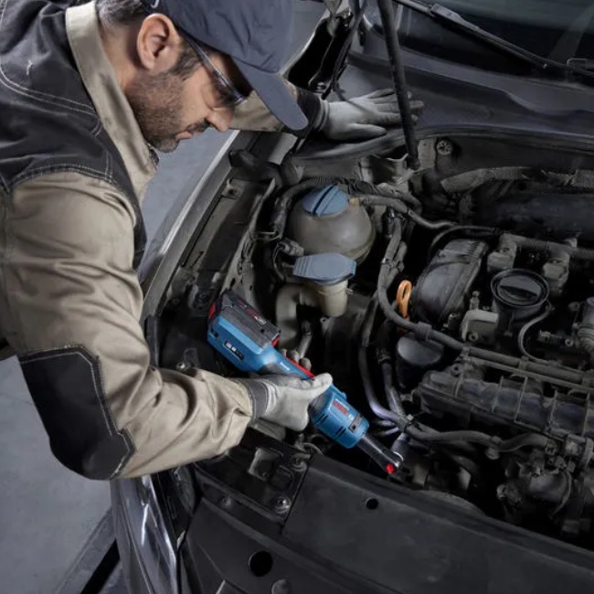 Bosch GRC 18V-60 aku ráčnový utahovák 3/8" 18 V 2x2Ah 06019N8002