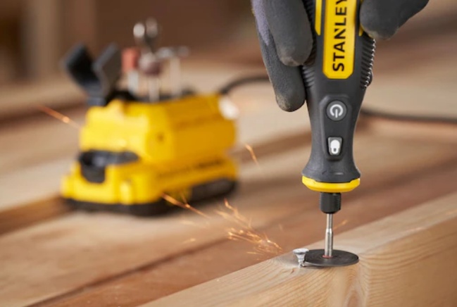 Stanley FatMax SFMCE030B aku bruska přímá 18V V20 bez aku
