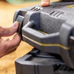 Stanley 49 dílná sada nářadí 1/4" a 1/2" hlavic + očkoploché FatMax STANLEY FMMT82827-1