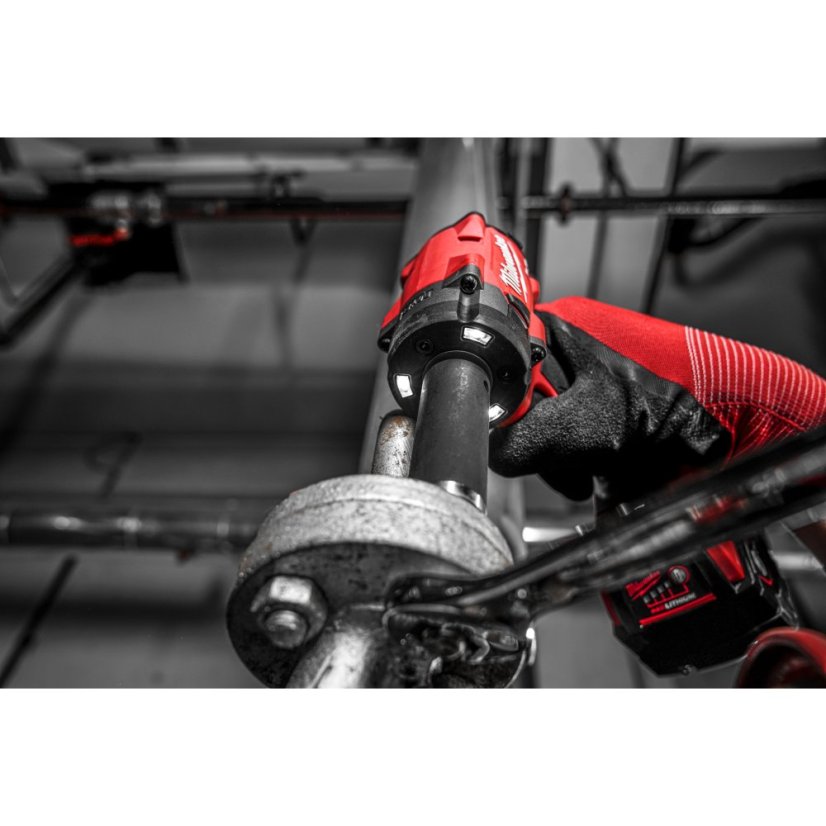 Milwaukee M18 FIW2P12-502X aku kompaktní rázový utahovák 1/2" s aretačním čepem 2x5Ah 4933478447