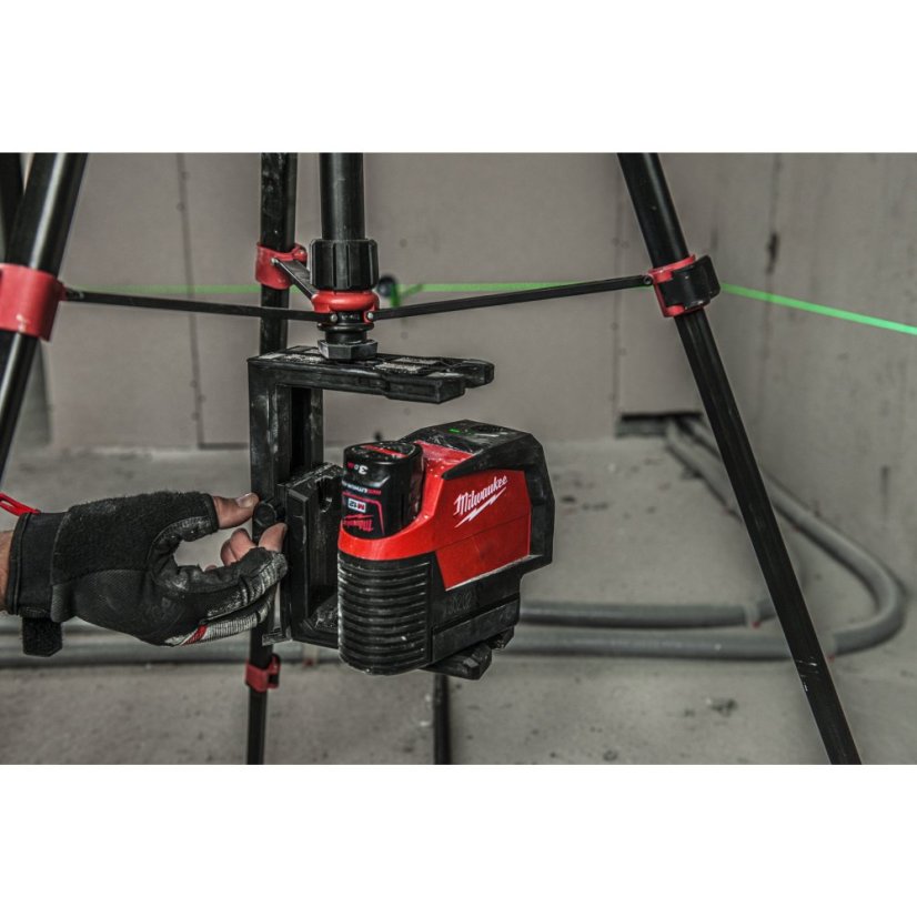 Milwaukee M12 CLLP-301C zelený kombinovaný křížový liniovo-bodový laser 1x 3Ah 4933478100