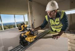 DeWALT DCS520NT FLEXVOLT ponorná pila 54V bez aku