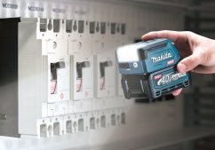 Makita ML011G aku LED svítilna Li-ion 40V XGT bez aku Z