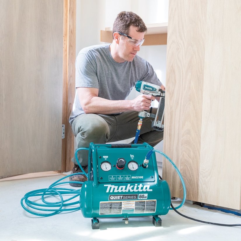 Makita MAC210Q kompresor bezolejový 7,6l