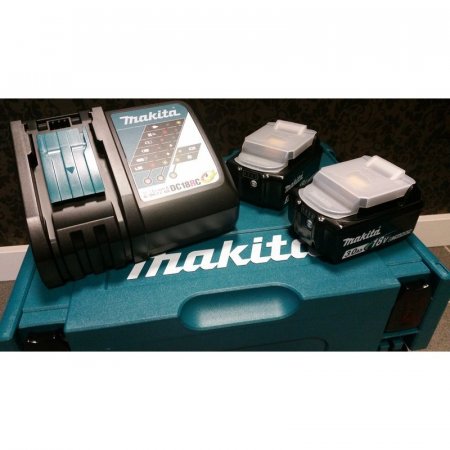 Makita 197952-5 sada akumulátorů s nabíječkou 2xBL1830B + DC18RC