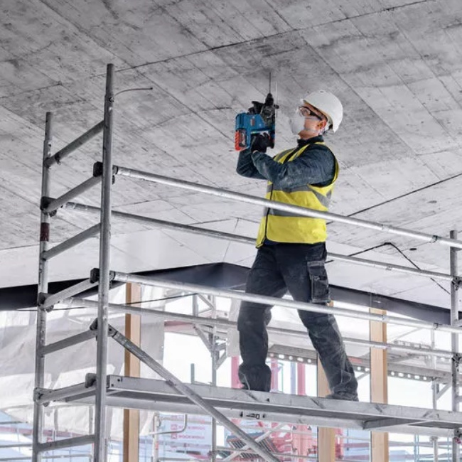 Bosch GBH 18V-24 C aku kombinované kladivo SDS-Plus 2,4 J 18V bez aku 0611923000