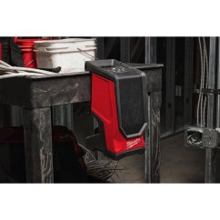 Milwaukee M18 SPEJSG2-0 reproduktor na staveniště bez aku 4933493530