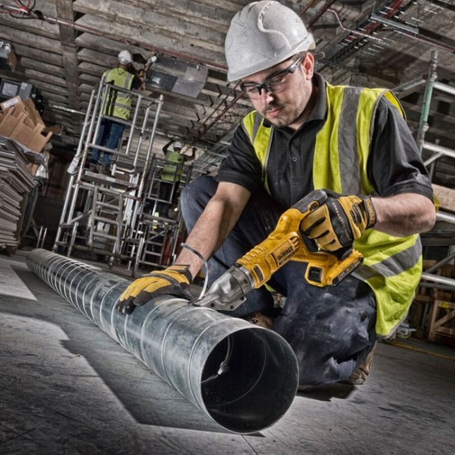 Dewalt DCS491NT aku nůžky na plech 18V XR bez aku