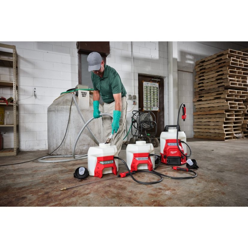 Milwaukee M18 BBPFP2-0 aku  zádový postřikovač bez aku 4933498961