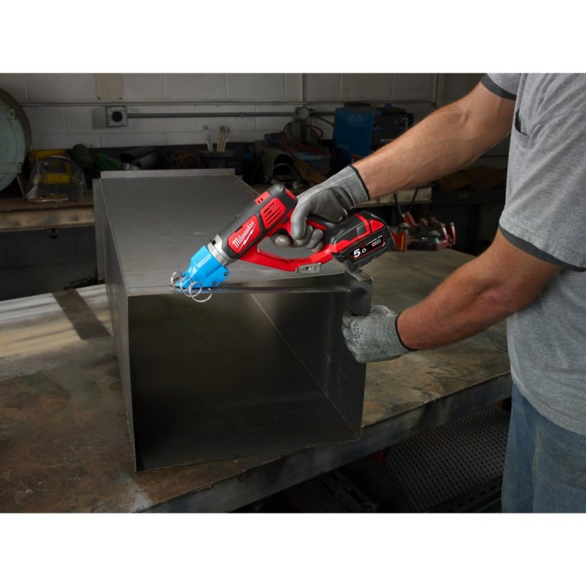 Milwaukee M18 BMS20-0 aku nůžky na plech bez aku 4933447935