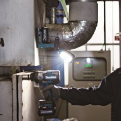 Makita ML013G aku LED svítilna s magnetem Li-ion XGT 40V bez aku