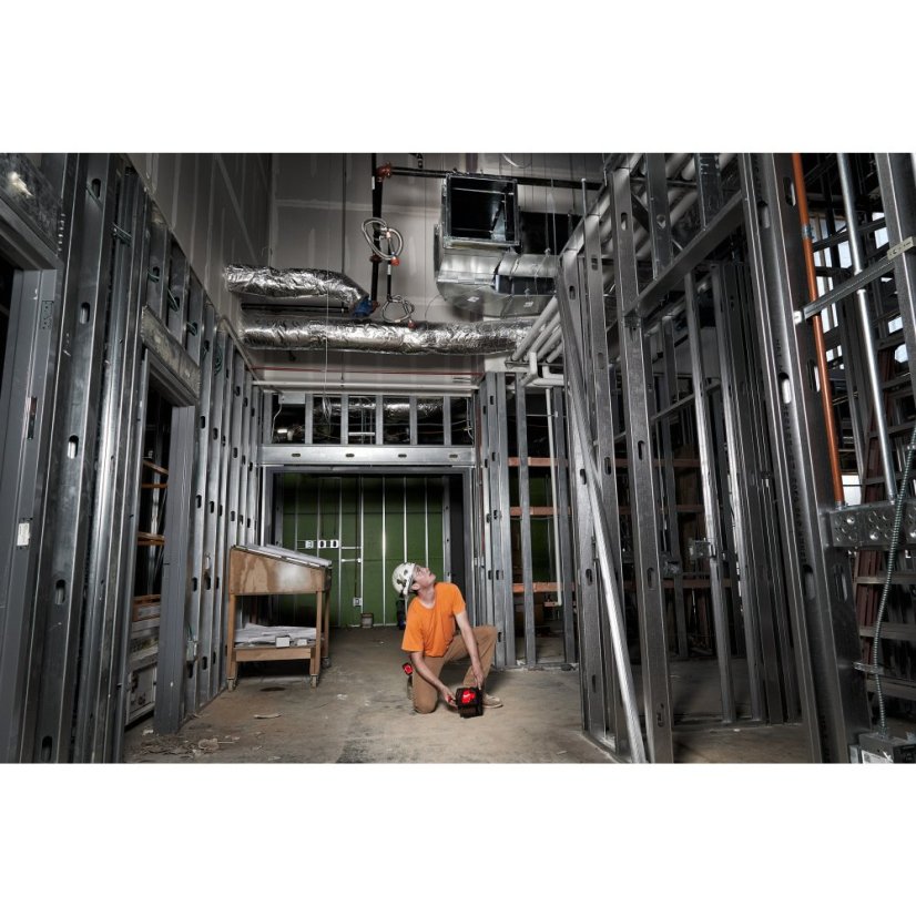 Milwaukee L4 CLLP-301C aku kombinovaný křížový liniovo-bodový laser USB 1x3Ah 4933478099