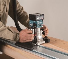 Makita RT001GZ17 aku kombinovaná frézka s příslušenstvím Li-ion XGT 40V, bez aku Z
