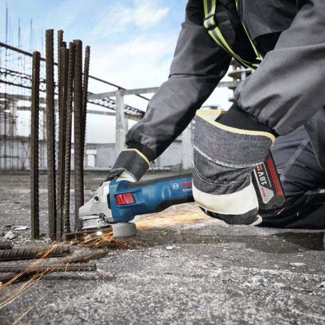 Bosch  GWS 18V-11 aku uhlová bruska 125mm 18 V bez aku 06019N4100