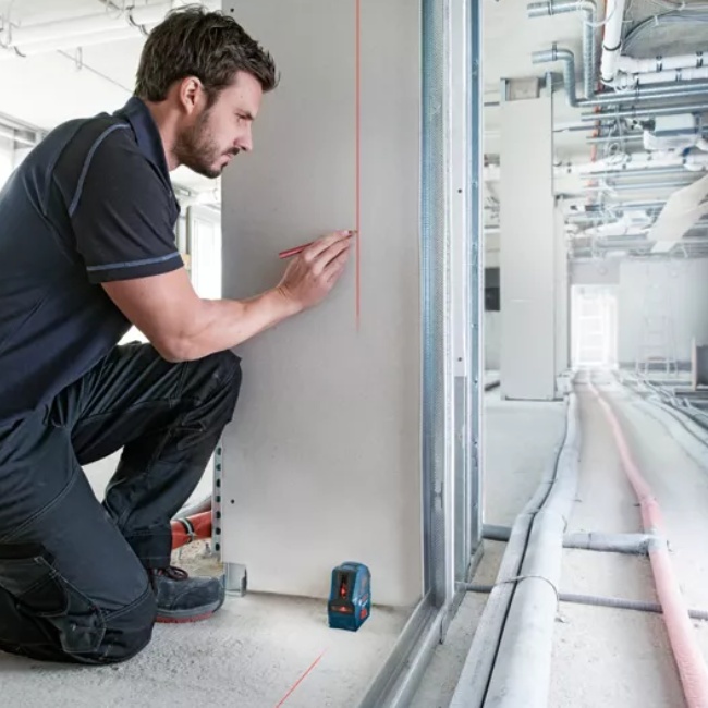 Bosch GLL 2-10 křížový laser červený 0601063L00