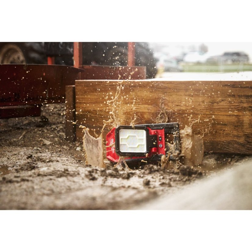 Milwaukee M18 PAL2-0 otočné plošné světlo bez aku 4933493547