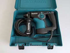 Makita HR2810-V kombinované kladivo NOVÉ, NEPOUŽITÉ ZBOŽÍ, POŠKOZENÝ KUFR