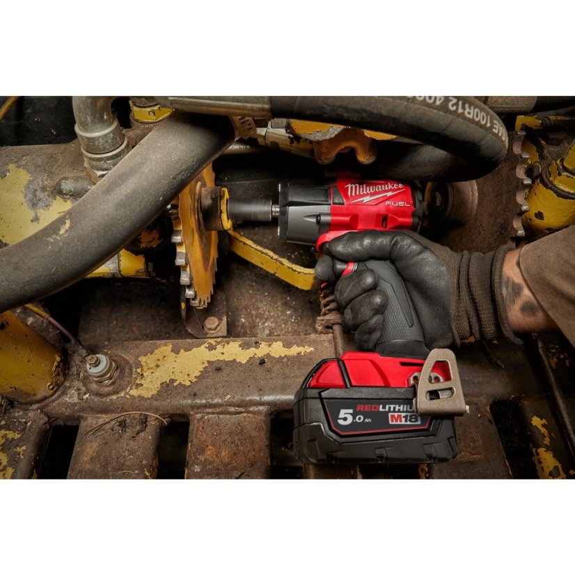 Milwaukee M18 FMTIW2P12-502X aku rázový utahovák 1/2" s aretačním čepem 2x5Ah 4933478453