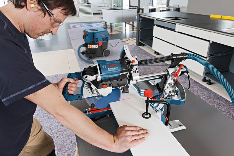 Bosch GCM 8 SDE Pokosová pila se zákluzem