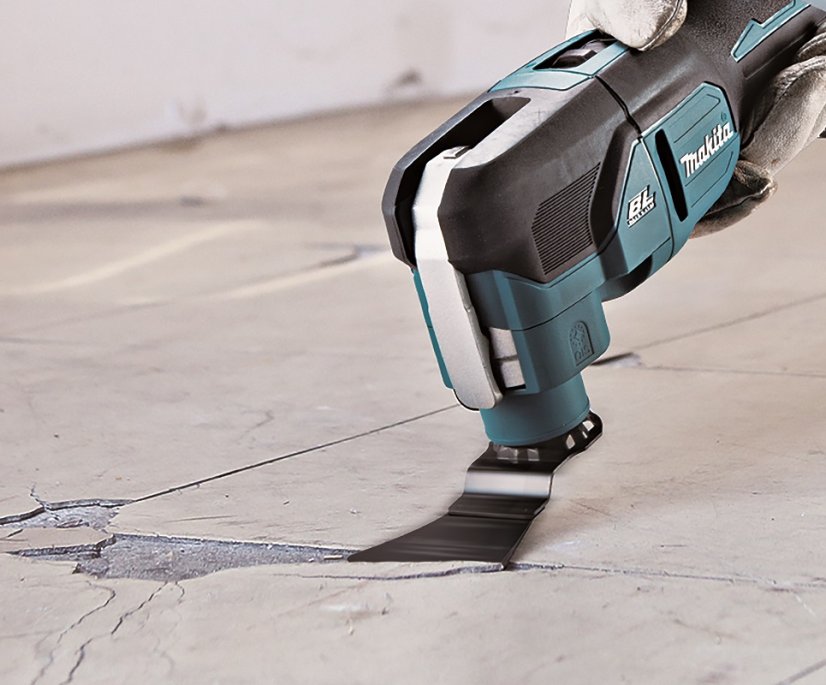 Makita DTM53RTJX1 aku MultiTool s příslušenstvím Li-ion LXT 18V 2x5Ah