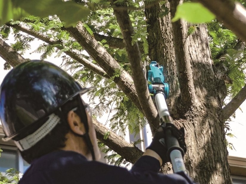 Makita DUA200Z01 aku vyvětvovací pila Li-on 18V bez aku Z