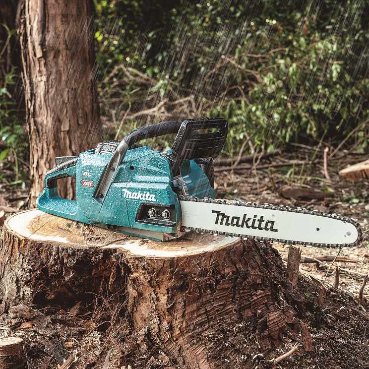 Makita UC011GZ aku řetězová pila 350 mm Li-ion XGT 40V, bez aku Z