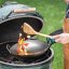 Big Green Egg Wok karbonová pánev s bambusovou špachtlí 120779 Large, Xlarge