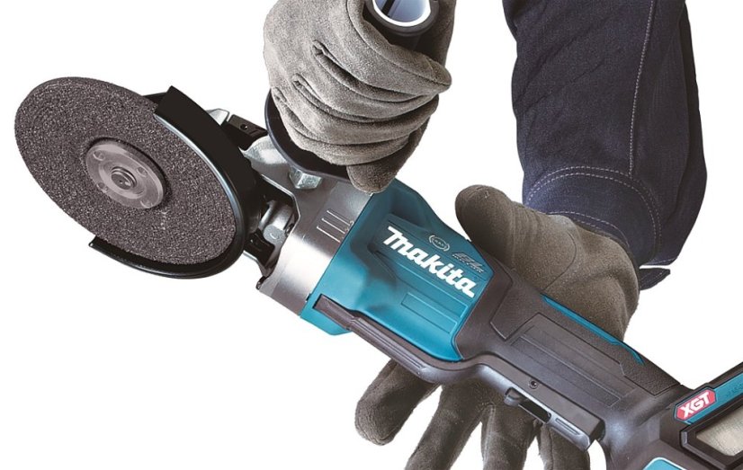 Makita GA056GZ01 aku úhlová bruska s plochou hlavou 125mm Li-ion XGT 40V Makpac bez aku