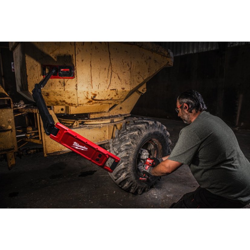 Milwaukee M18 ABL-0 plošné světlo s výložníkem bez aku 4933498147
