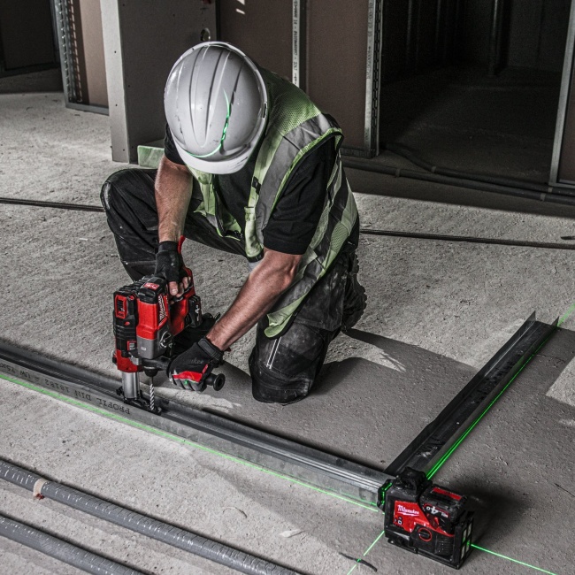 Milwaukee M12 3PL-401C aku laser zelený 360° 4933478102