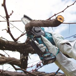 Makita UC100DWA01 aku prořezávací pila 100 mm Li-ion CXT 12V 1x2,0 Ah