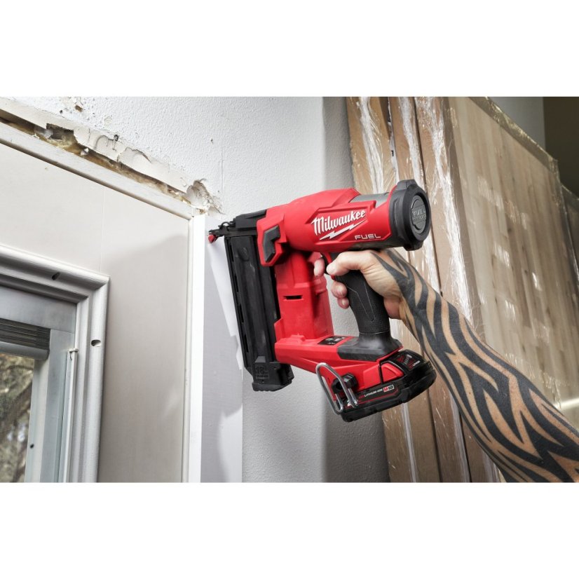 Milwaukee M18 FUEL™ FN18GS-202X dokončovací hřebíkovačka 18 GS 4933471407