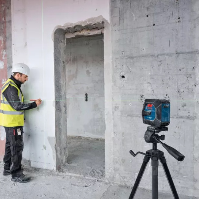 Bosch GLL 20-22 G křížový laser zelený + stativ BT150 0601065601
