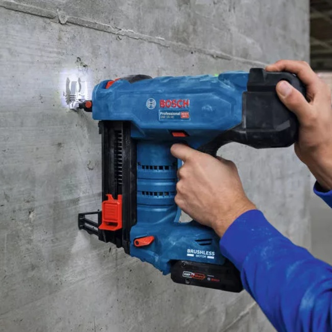Bosch GNB 18V-40 aku hřebíkovačka do betonu 18V bez aku 06019L7004